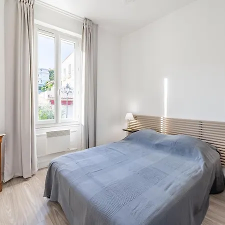 Le Phare Par Dodo-a-cassis * Cassis