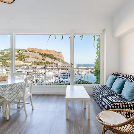 Le Phare Par Dodo-a-cassis * Cassis