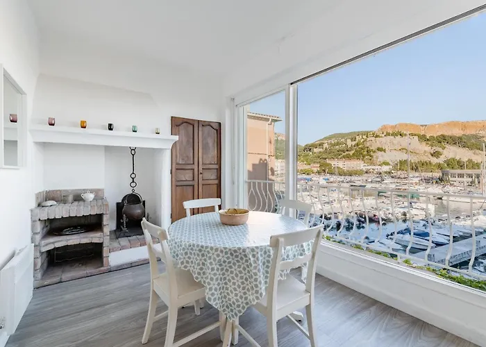 Le Phare Par Dodo-a-cassis Apartament
