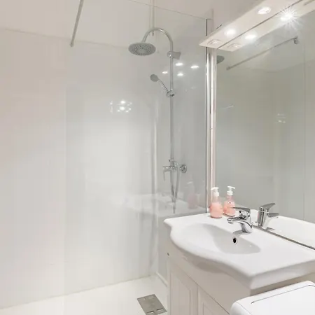 Le Phare Par Dodo-a-cassis