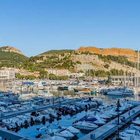 Le Phare Par Dodo-a-cassis * Cassis